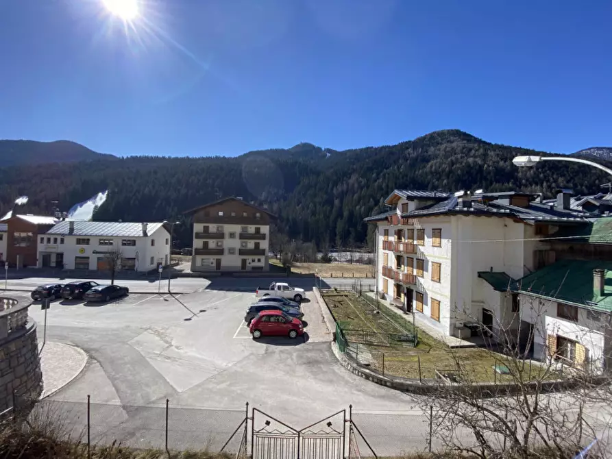 Immagine 11 di Casa indipendente in vendita  in Piazza Regina Pacis,1 a Auronzo Di Cadore
