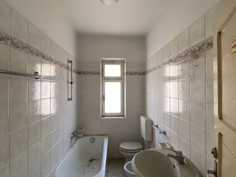 Immagine 16 di Casa indipendente in vendita  in Piazza Regina Pacis,1 a Auronzo Di Cadore