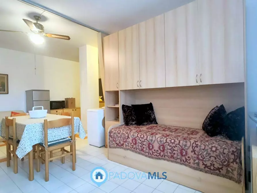 Immagine 13 di Appartamento in vendita  in Via delle Nazioni Unite a Chioggia