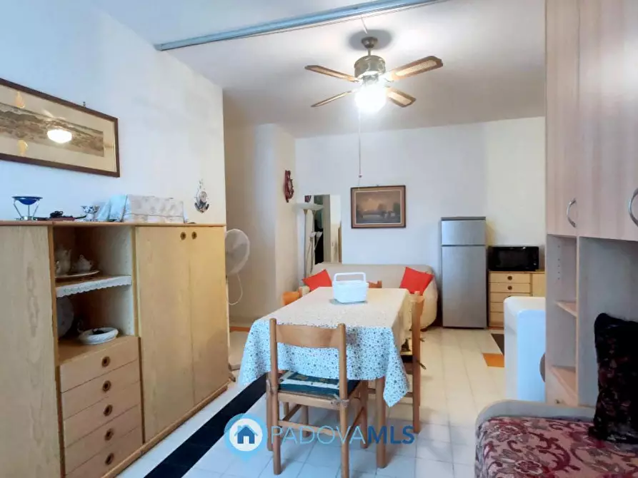 Immagine 14 di Appartamento in vendita  in Via delle Nazioni Unite a Chioggia