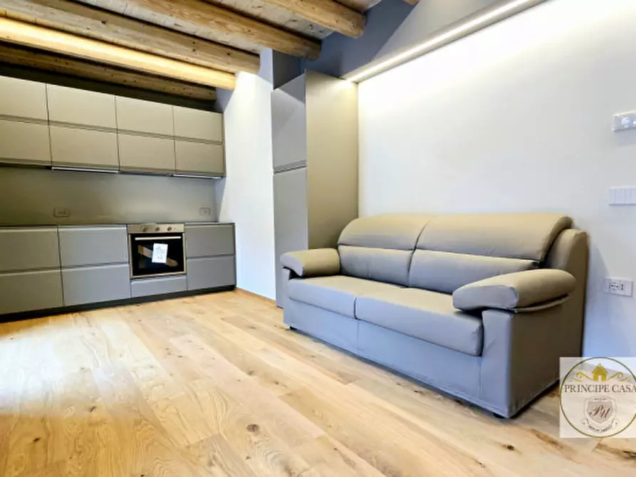 Immagine 3 di Appartamento in vendita  in via matteotti a Asiago