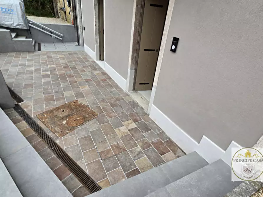 Immagine 19 di Appartamento in vendita  in via matteotti a Asiago