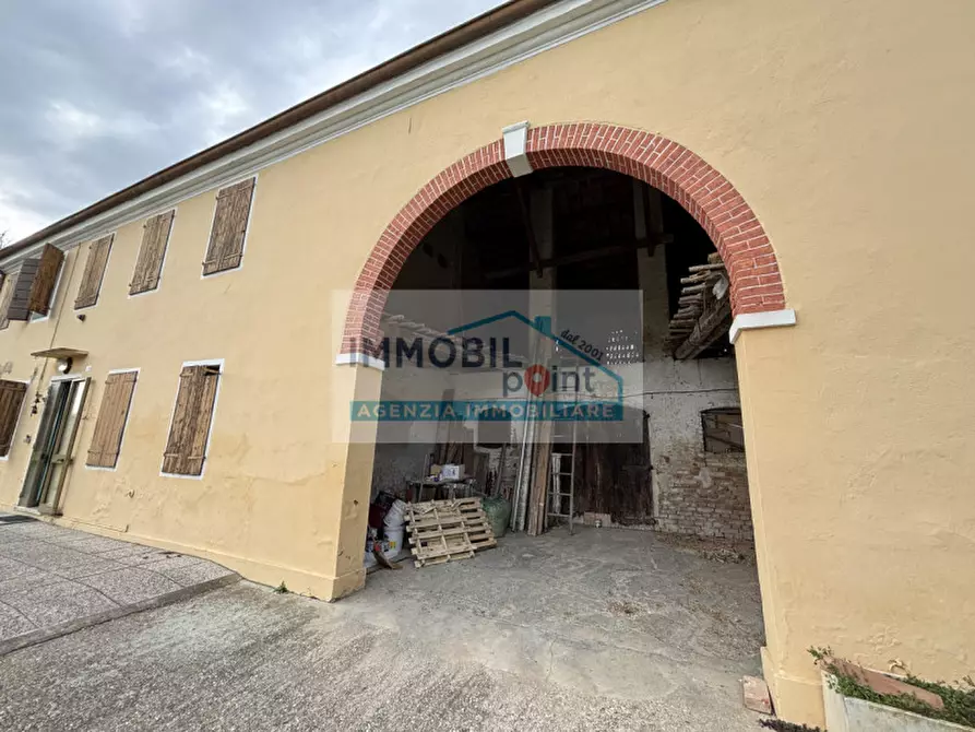 Immagine 26 di Rustico / casale in vendita  in Via Euganea Feriole a Selvazzano Dentro