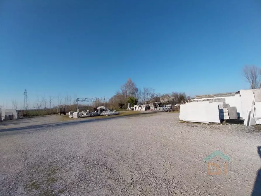 Immagine 102 di Palazzo in vendita  in PIAZZA UNITA' D'ITALIA 27 a Cervignano Del Friuli