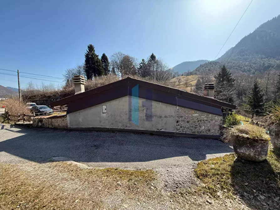 Immagine 37 di Casa indipendente in vendita  in Località San Rocco a Capovalle