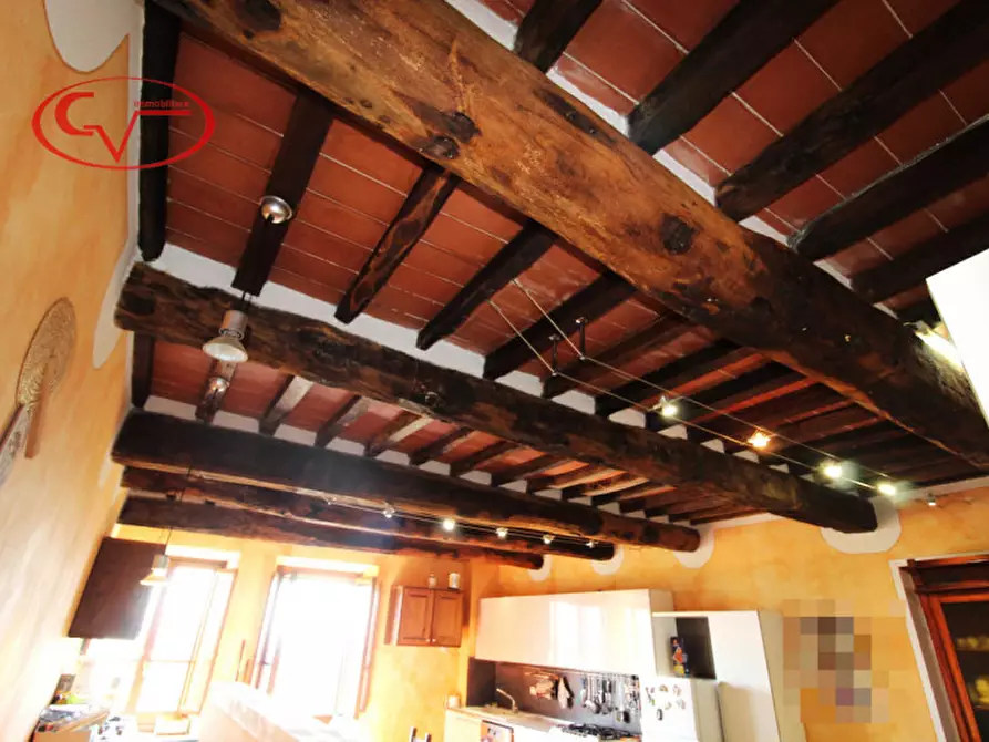 Immagine 22 di Appartamento in vendita  a Loro Ciuffenna