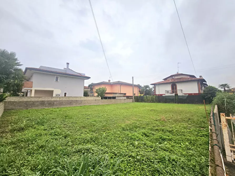 Immagine 3 di Terreno in vendita  in VIA MASSIMO D'AZEGLIO a Granze