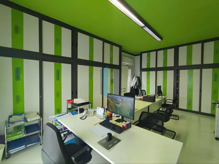 Immagine 7 di Ufficio in vendita  in Via della Volta 209 a Brescia