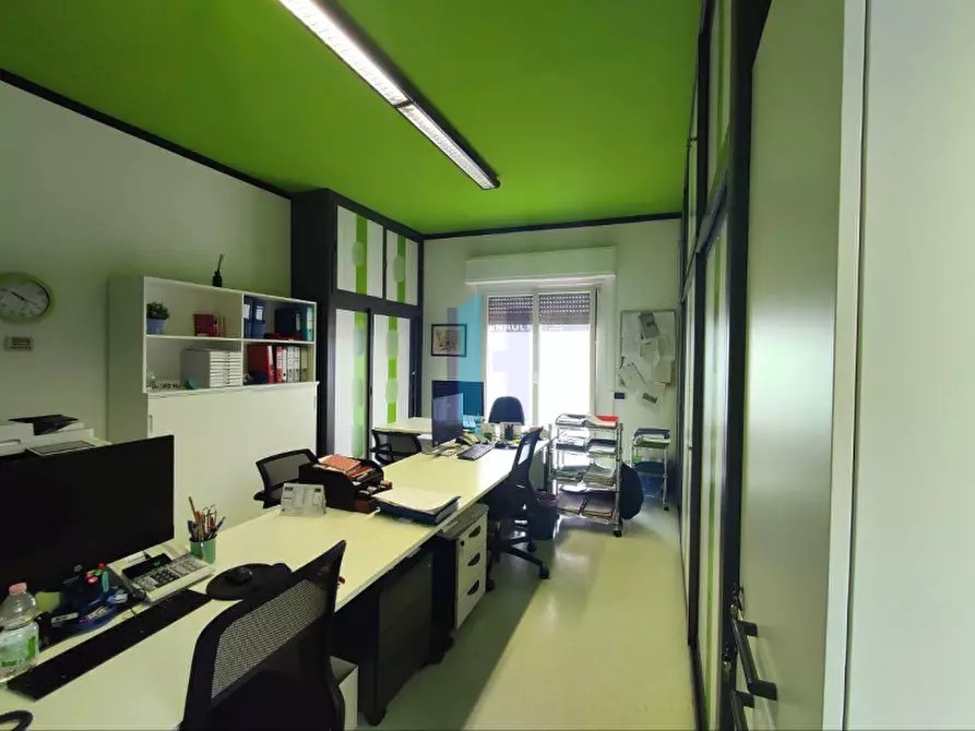 Immagine 8 di Ufficio in vendita  in Via della Volta 209 a Brescia