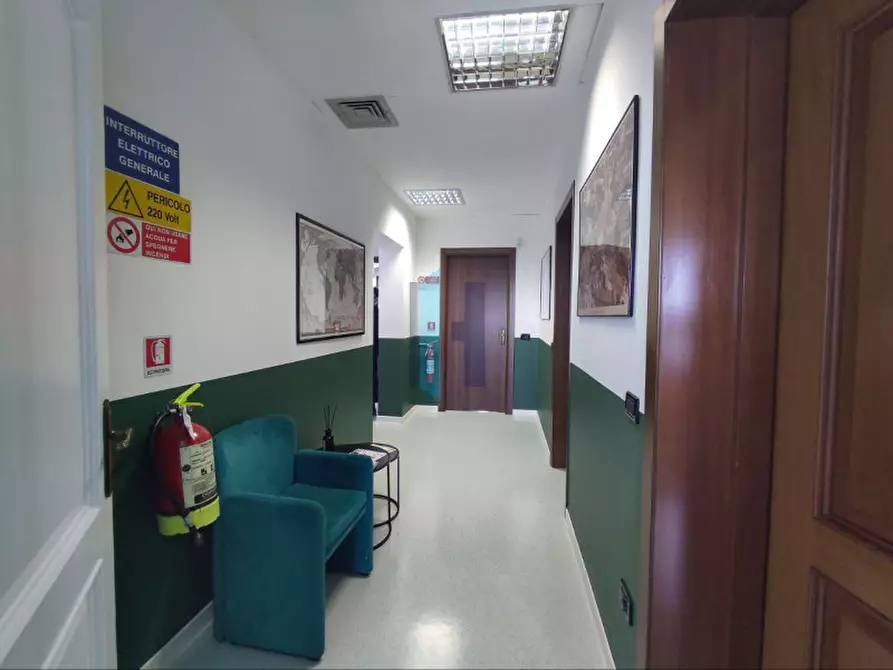 Immagine 12 di Ufficio in vendita  in Via della Volta 209 a Brescia