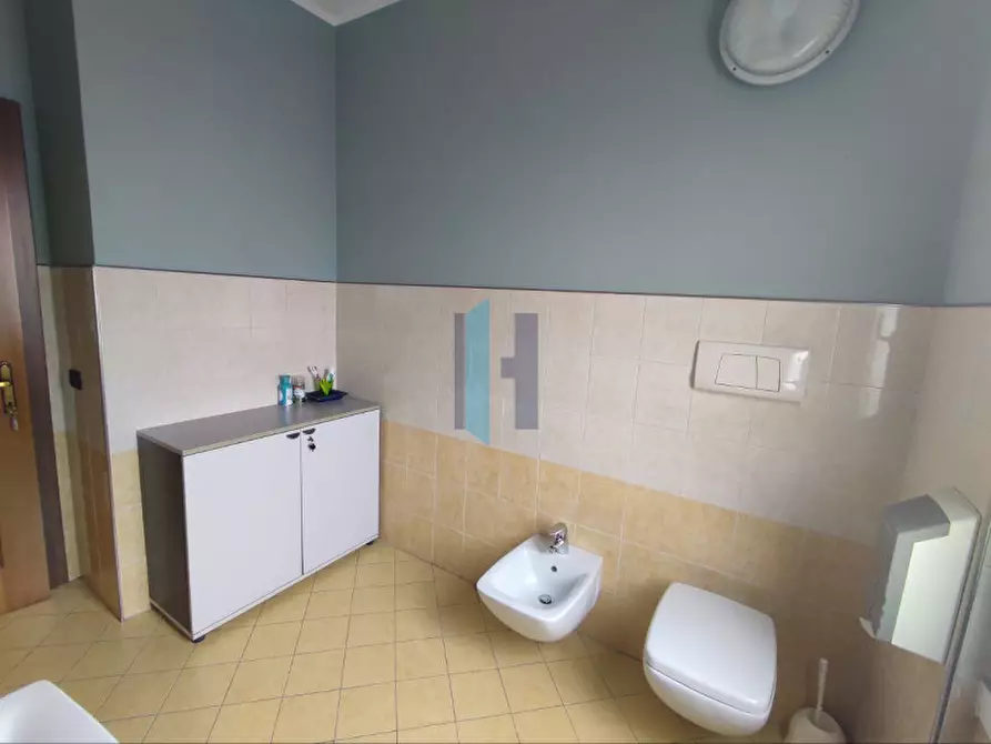 Immagine 24 di Ufficio in vendita  in Via della Volta 209 a Brescia