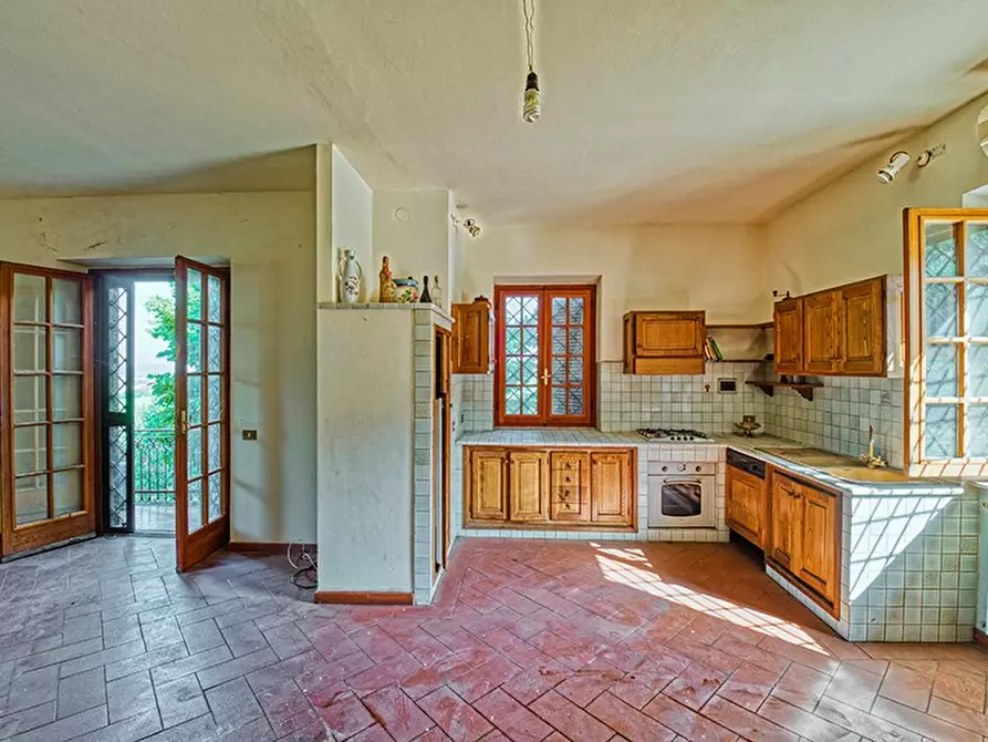 Immagine 14 di Villa in vendita  a Cortona