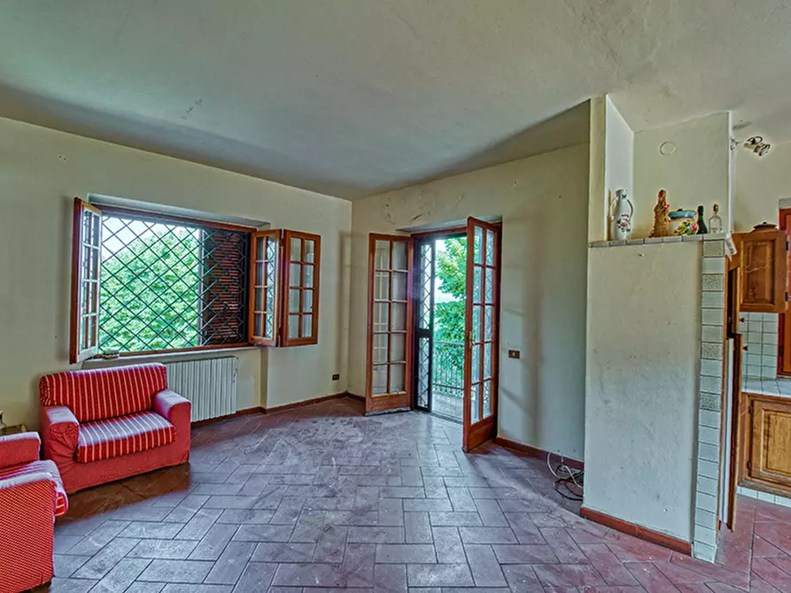 Immagine 15 di Villa in vendita  a Cortona