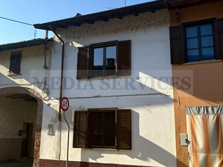 Immagine 22 di Villetta a schiera in vendita  in via Vittorio Veneto n° 60 a Dorno