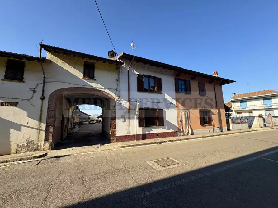 Immagine 24 di Villetta a schiera in vendita  in via Vittorio Veneto n° 60 a Dorno