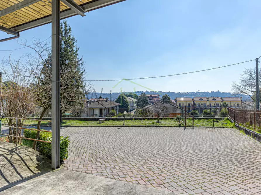 Immagine 15 di Villa in vendita  in via don Minzoni, 1 a Rogeno