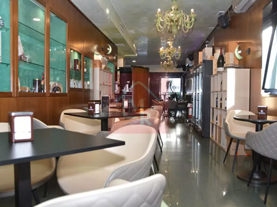 Immagine 28 di Attività commerciale in vendita  in Piazza Indipendenza  33 a Cervignano Del Friuli