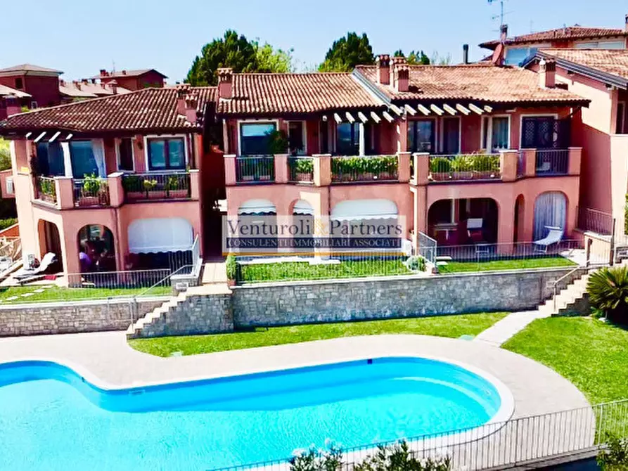 Immagine 3 di Appartamento in vendita  in Via Omodeo a Soiano Del Lago