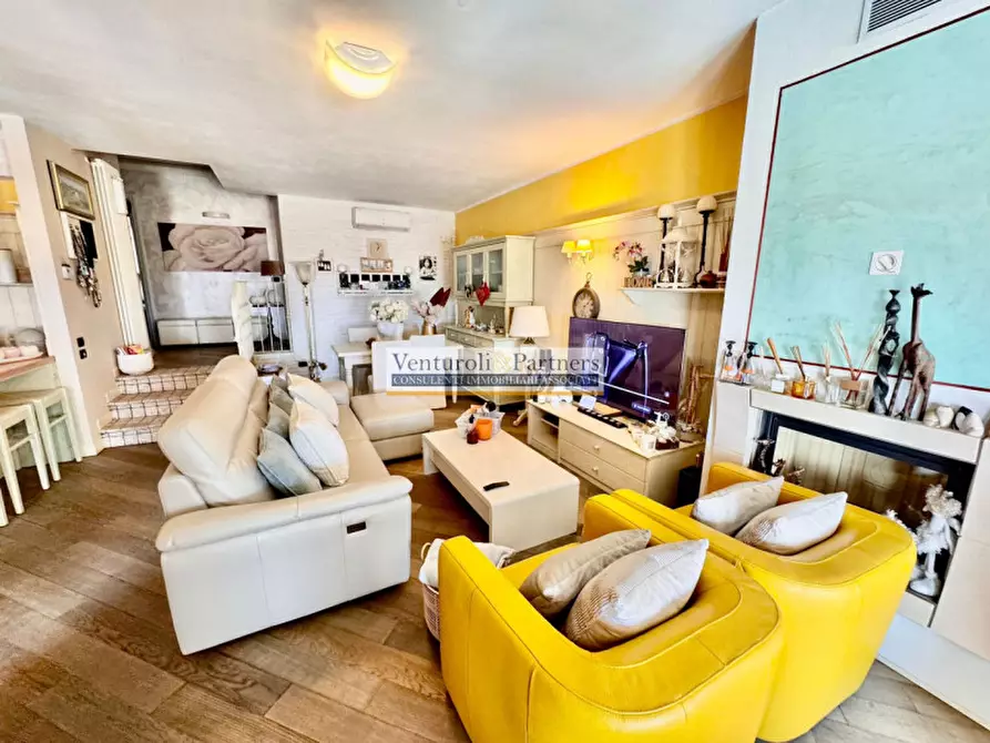 Immagine 16 di Appartamento in vendita  in Via Omodeo a Soiano Del Lago