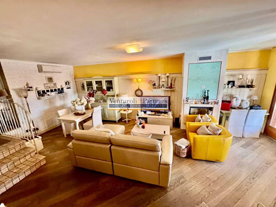 Immagine 17 di Appartamento in vendita  in Via Omodeo a Soiano Del Lago