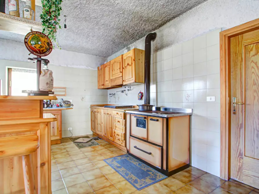 Immagine 12 di Rustico / casale in vendita  in Località Dasone a Sella Giudicarie