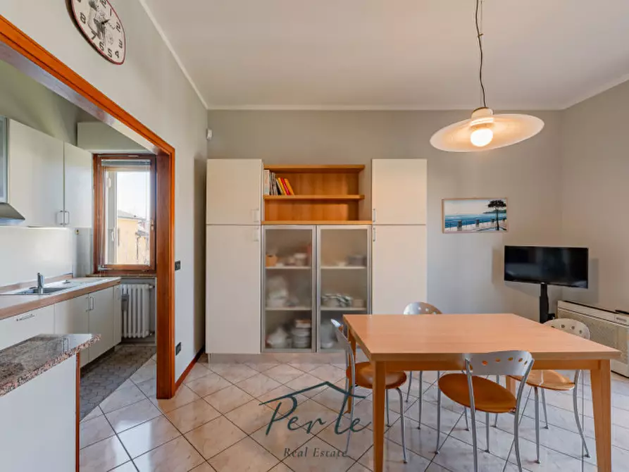 Immagine 3 di Villa in vendita  in via piave 12 a Curtatone