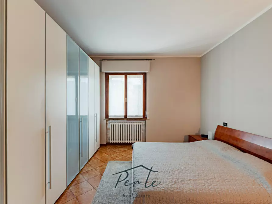 Immagine 11 di Villa in vendita  in via piave 12 a Curtatone