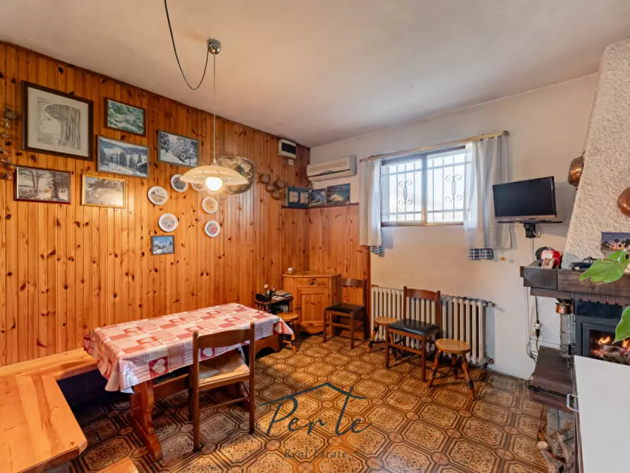 Immagine 22 di Villa in vendita  in via piave 12 a Curtatone