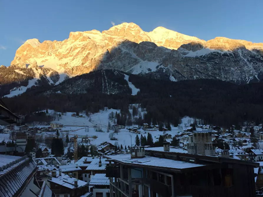 Immagine 9 di Attico in vendita  in largo delle poste 39 a Cortina D'ampezzo