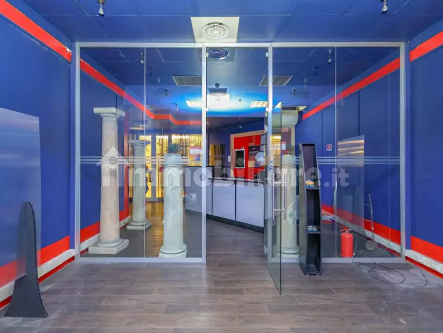 Immagine 5 di Negozio in vendita  a Padova