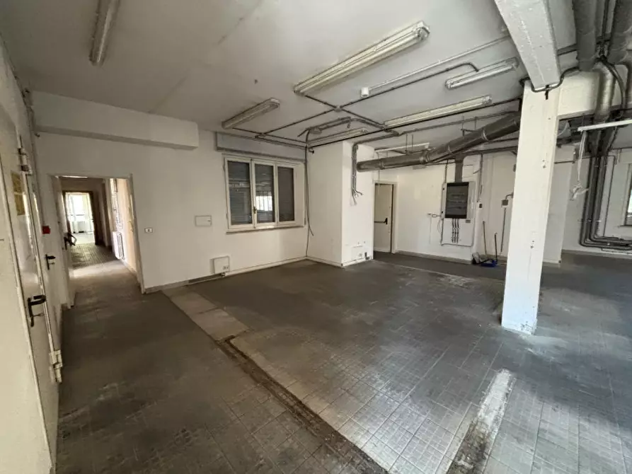 Immagine 8 di Ufficio in affitto  in VIA GIOBERTI a Firenze