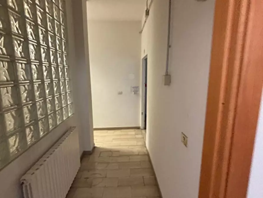 Immagine 11 di Ufficio in affitto  in VIA GIOBERTI a Firenze