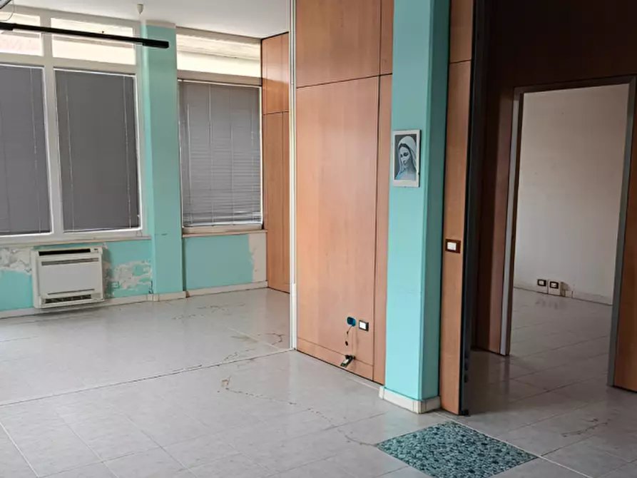 Immagine 2 di Ufficio in vendita  in Via Puglie, 4 a Montesilvano
