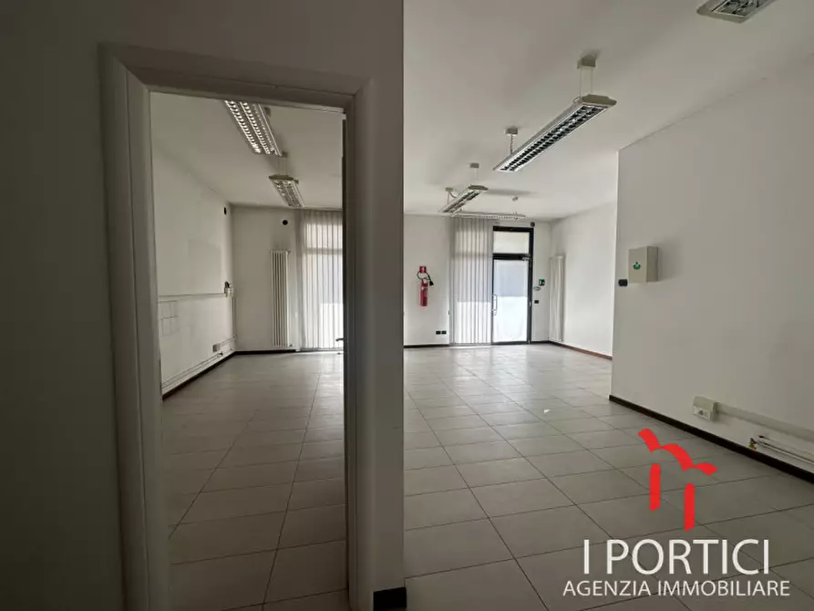 Immagine 8 di Negozio in vendita  in Via Giotto 88D a Scorzè