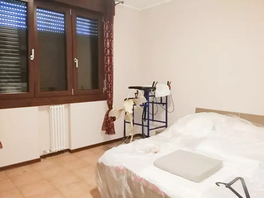 Immagine 7 di Appartamento in vendita  a Rovigo