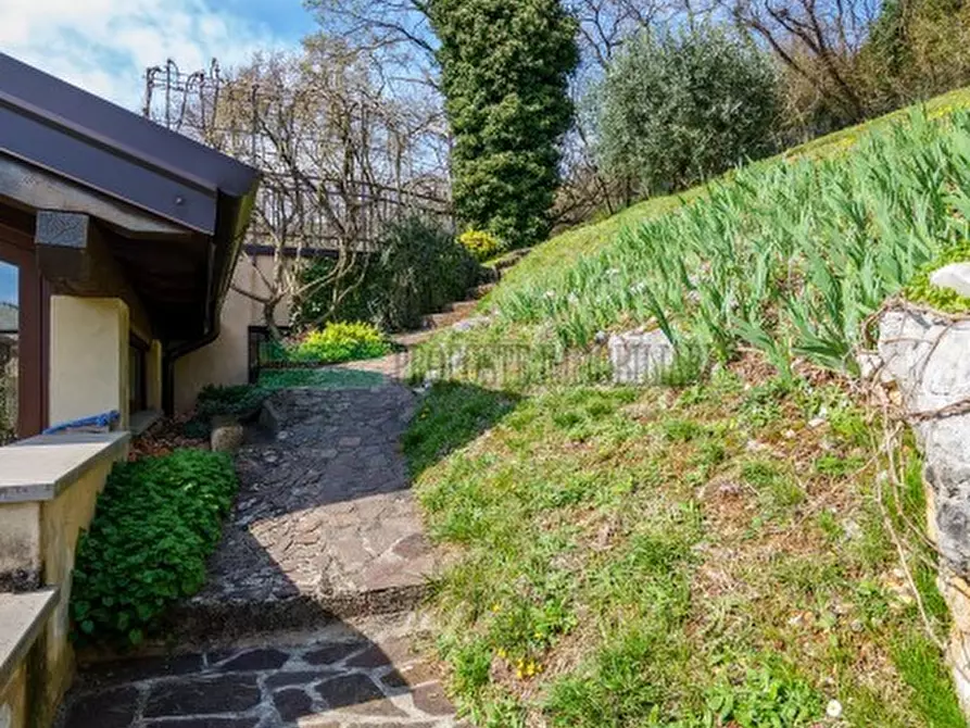 Immagine 48 di Casa indipendente in vendita  a Ome