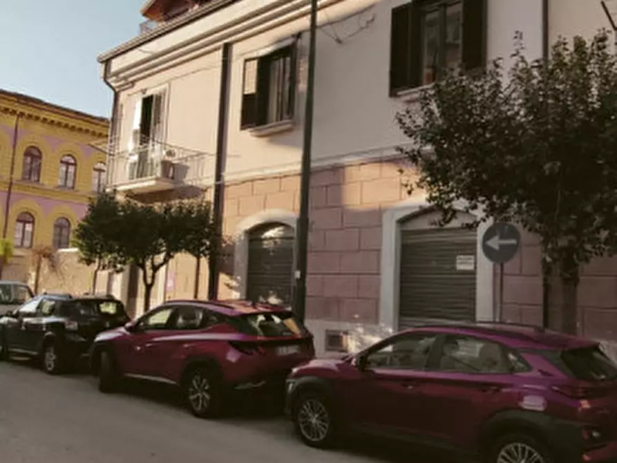 Immagine 1 di Negozio in vendita  in Via Giulio ed Ugo Adinolfi a Eboli