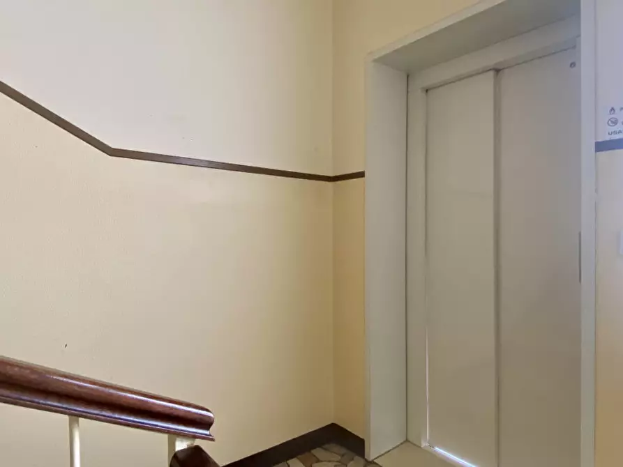 Immagine 43 di Appartamento in vendita  in Via dei Mille, 90 a Vicenza