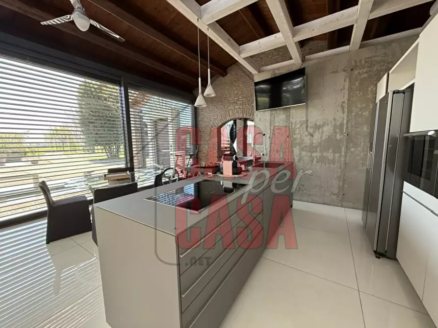 Immagine 14 di Rustico / casale in vendita  a Occhiobello