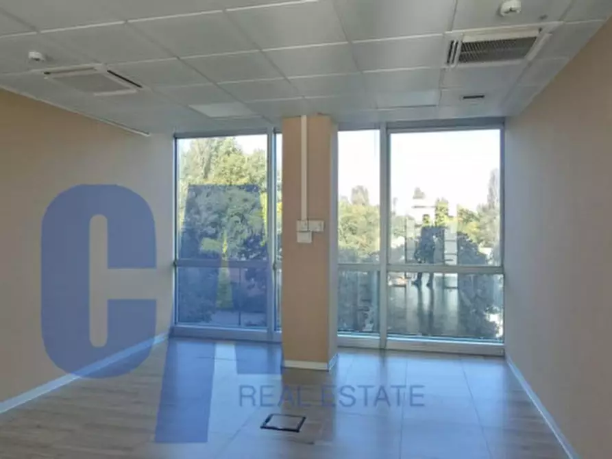 Immagine 19 di Palazzo in affitto  in VIA VENTICINQUE APRILE a San Donato Milanese