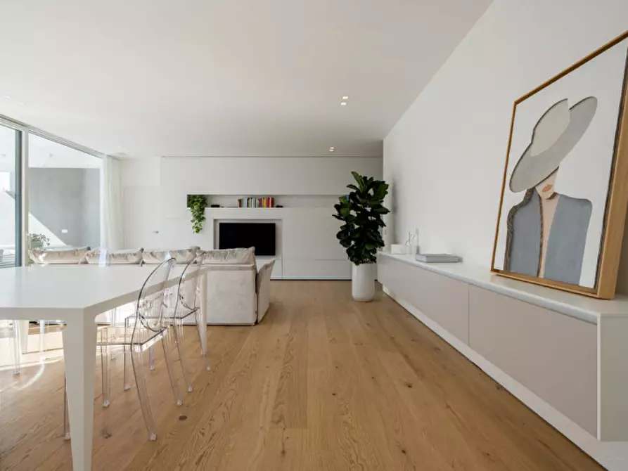 Immagine 13 di Casa bifamiliare in vendita  a Jesolo