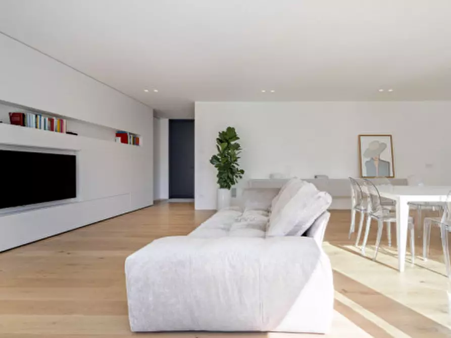 Immagine 16 di Casa bifamiliare in vendita  a Jesolo