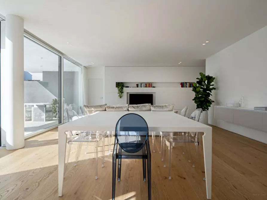 Immagine 21 di Casa bifamiliare in vendita  a Jesolo