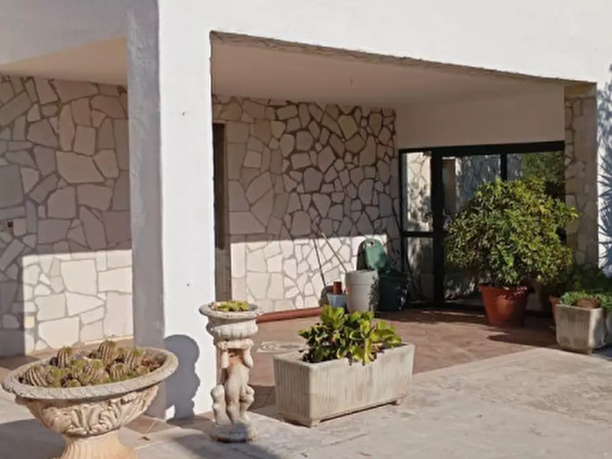 Immagine 2 di Villa in vendita  in Contrada Foggia Sant'Anna a Ceglie Messapico