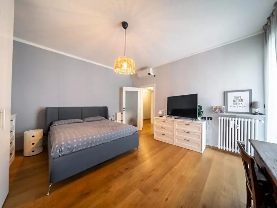 Immagine 8 di Appartamento in vendita  in Via Giacomo Puccini a Parma