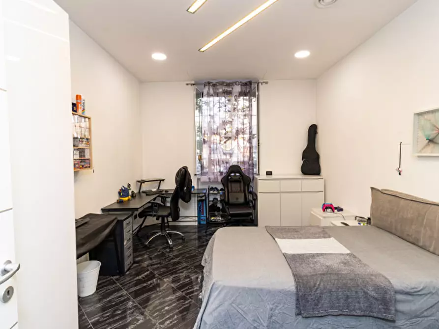 Immagine 13 di Appartamento in vendita  in via Gaetano Strambio, 26 a Milano