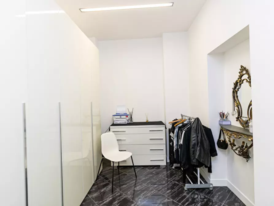 Immagine 19 di Appartamento in vendita  in via Gaetano Strambio, 26 a Milano