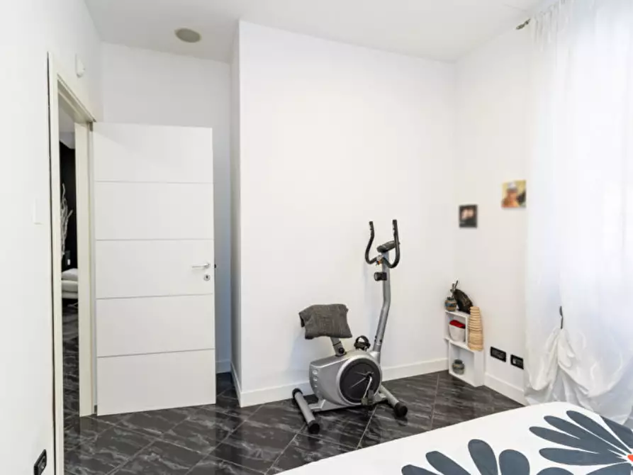 Immagine 37 di Appartamento in vendita  in via Gaetano Strambio, 26 a Milano