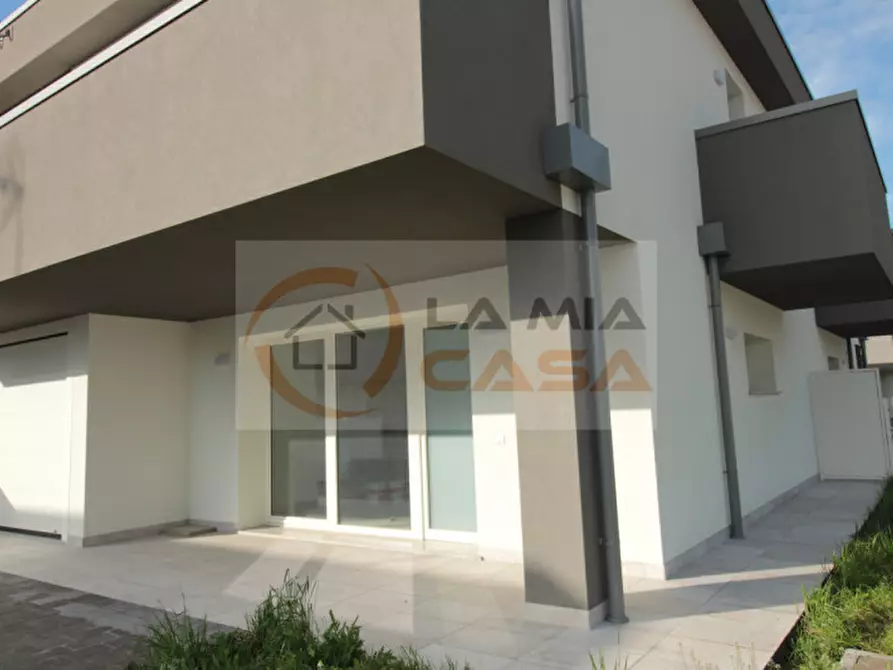 Immagine 5 di Casa trifamiliare in vendita  in Via Baschierato a Sant'angelo Di Piove Di Sacco