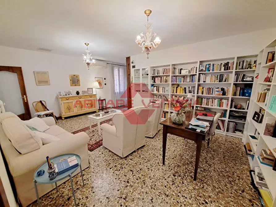 Immagine 4 di Appartamento in vendita  in Quintavalle 1 a Venezia